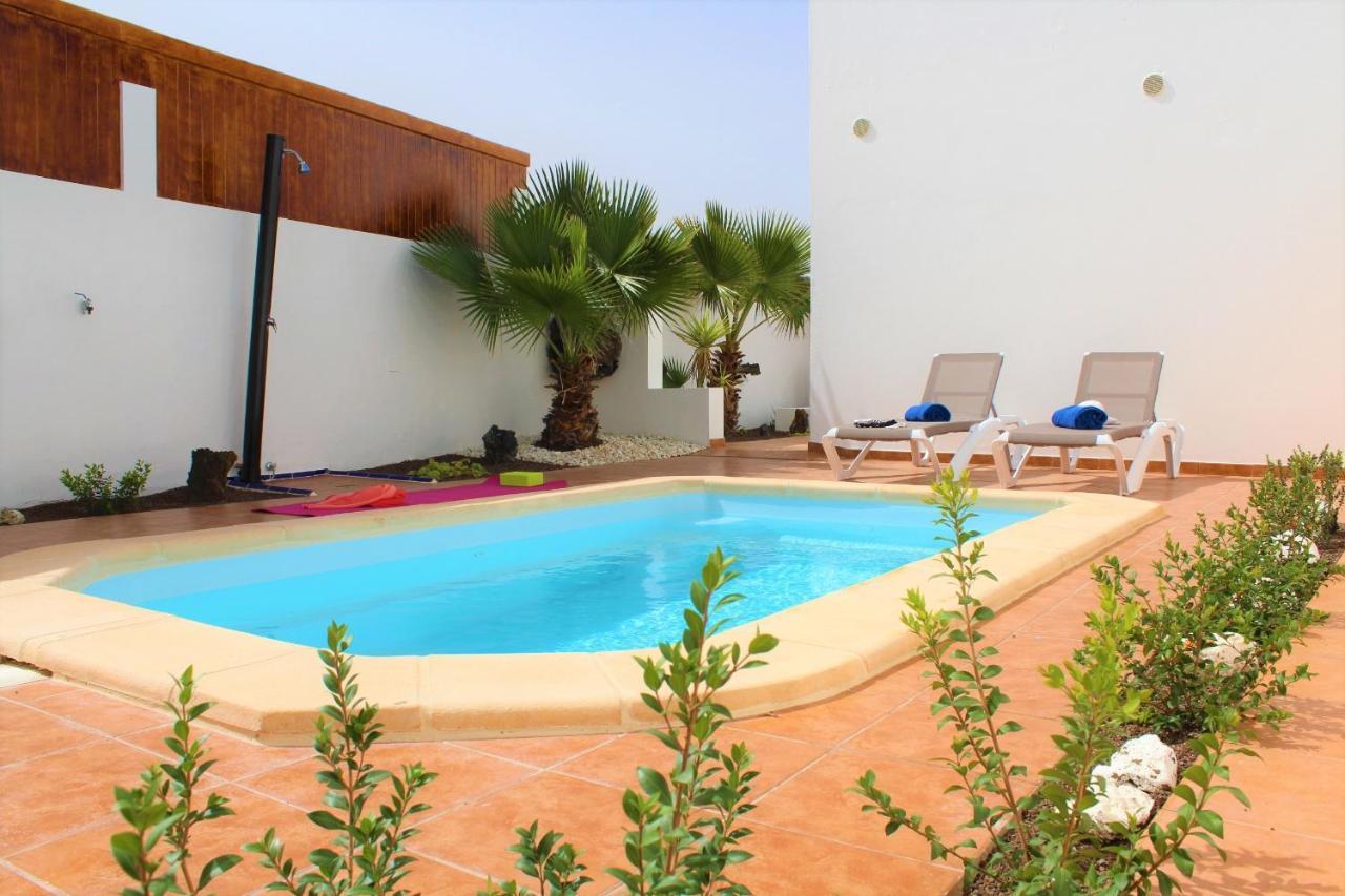 Villa Eesha By Privilege Bay لا أوليفا المظهر الخارجي الصورة
