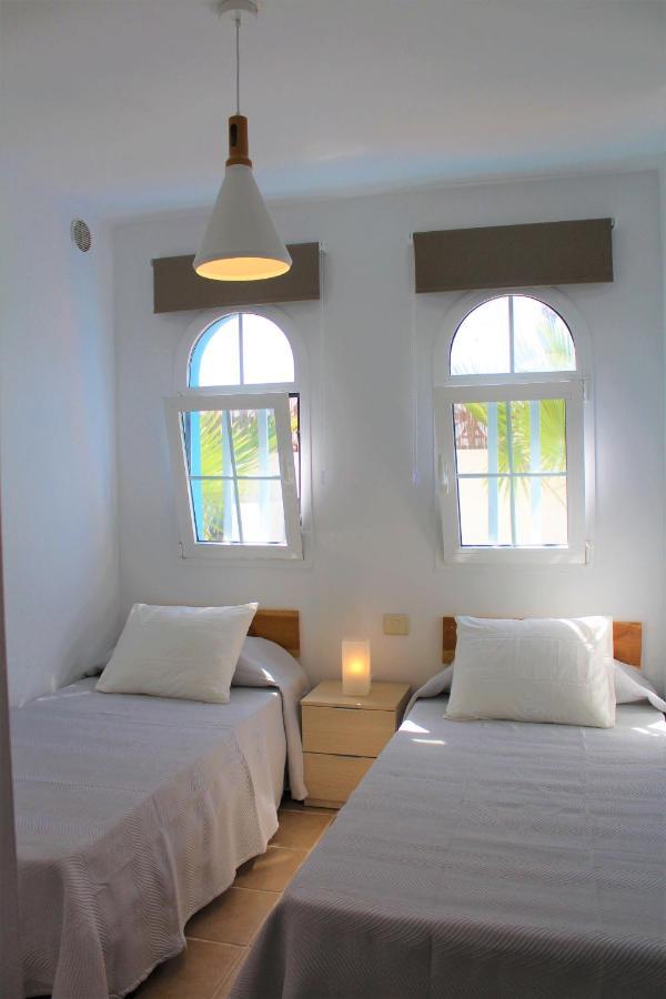 Villa Eesha By Privilege Bay لا أوليفا المظهر الخارجي الصورة