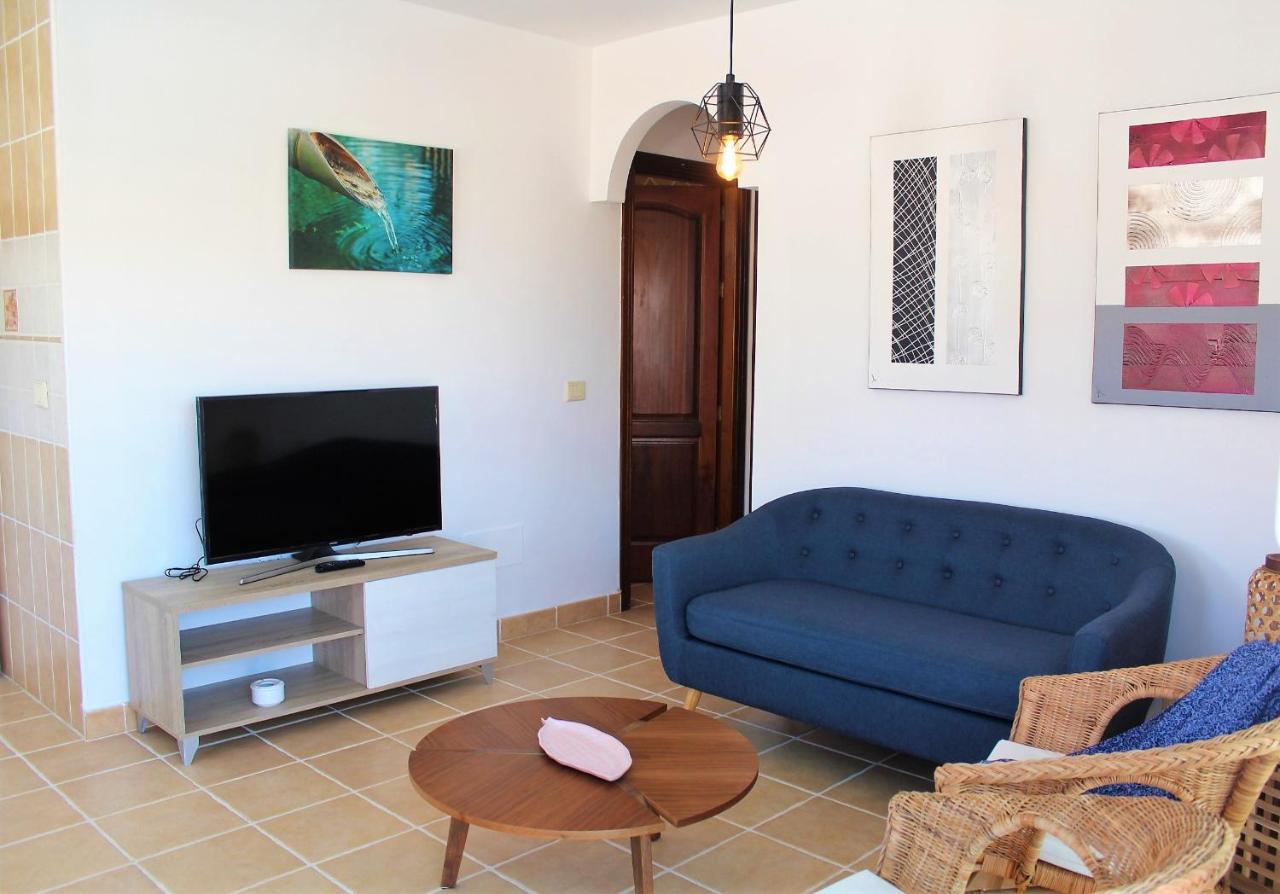 Villa Eesha By Privilege Bay لا أوليفا المظهر الخارجي الصورة